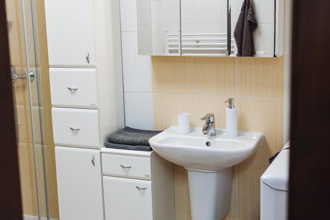 Vila Viktoria - Apartman Viktoria 2 Ruzomberok Exteriör bild