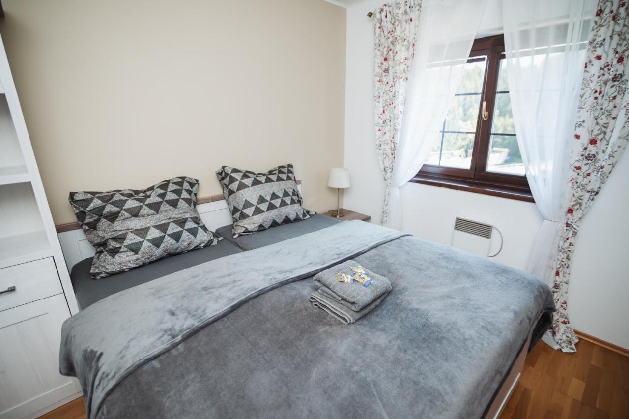 Vila Viktoria - Apartman Viktoria 2 Ruzomberok Exteriör bild
